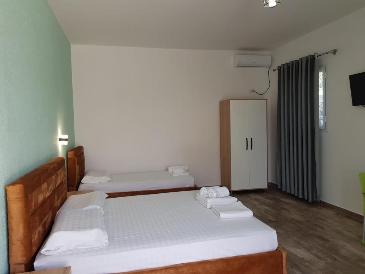 Gray&Oli Studios Vlorë Екстериор снимка