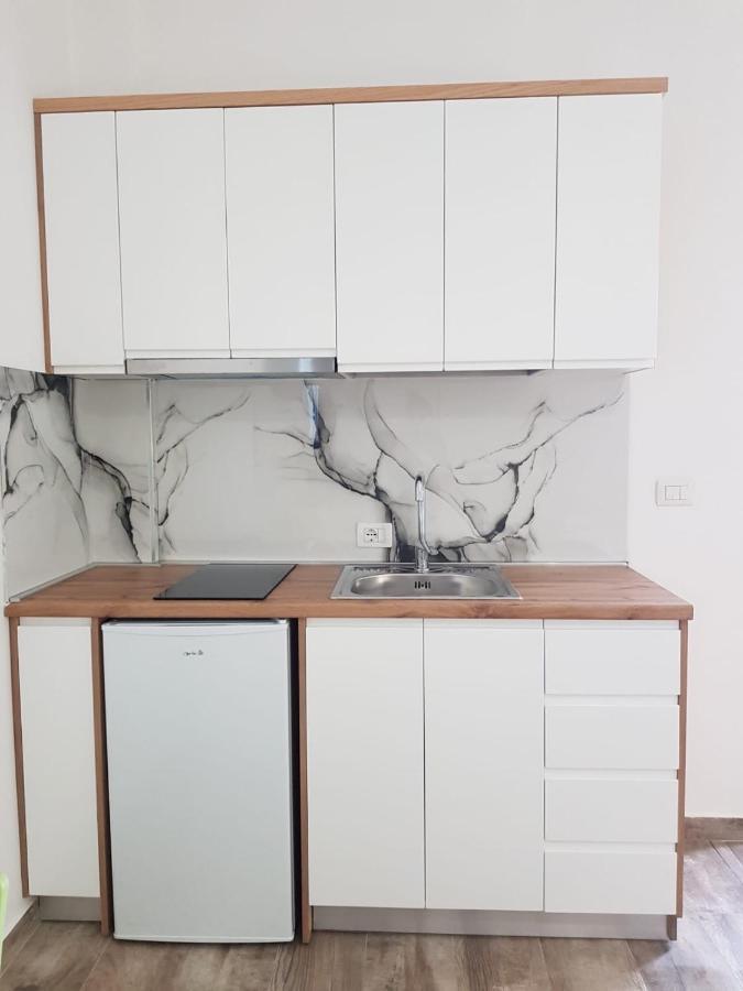 Gray&Oli Studios Vlorë Екстериор снимка