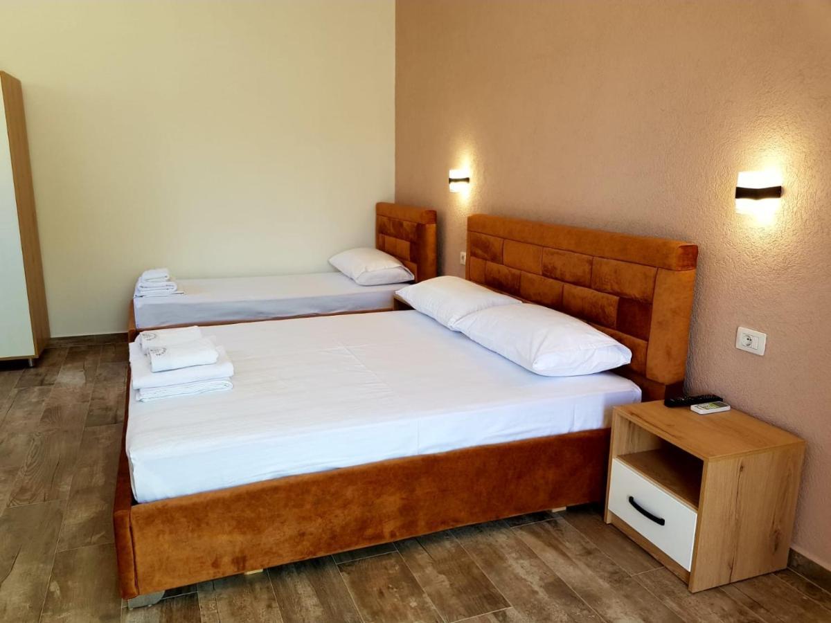 Gray&Oli Studios Vlorë Екстериор снимка