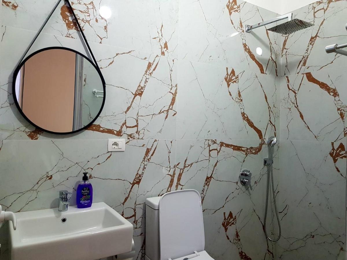Gray&Oli Studios Vlorë Екстериор снимка