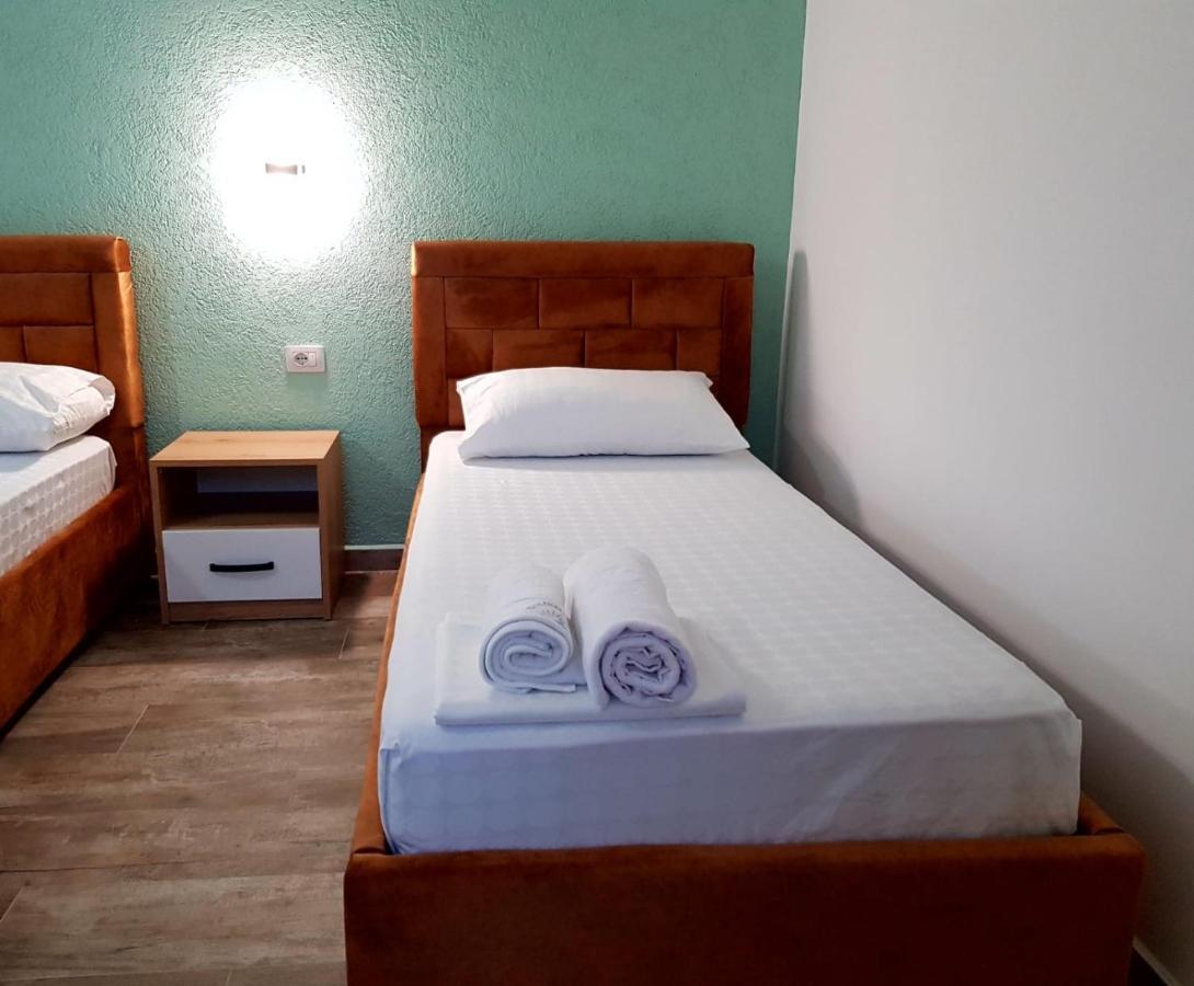 Gray&Oli Studios Vlorë Екстериор снимка