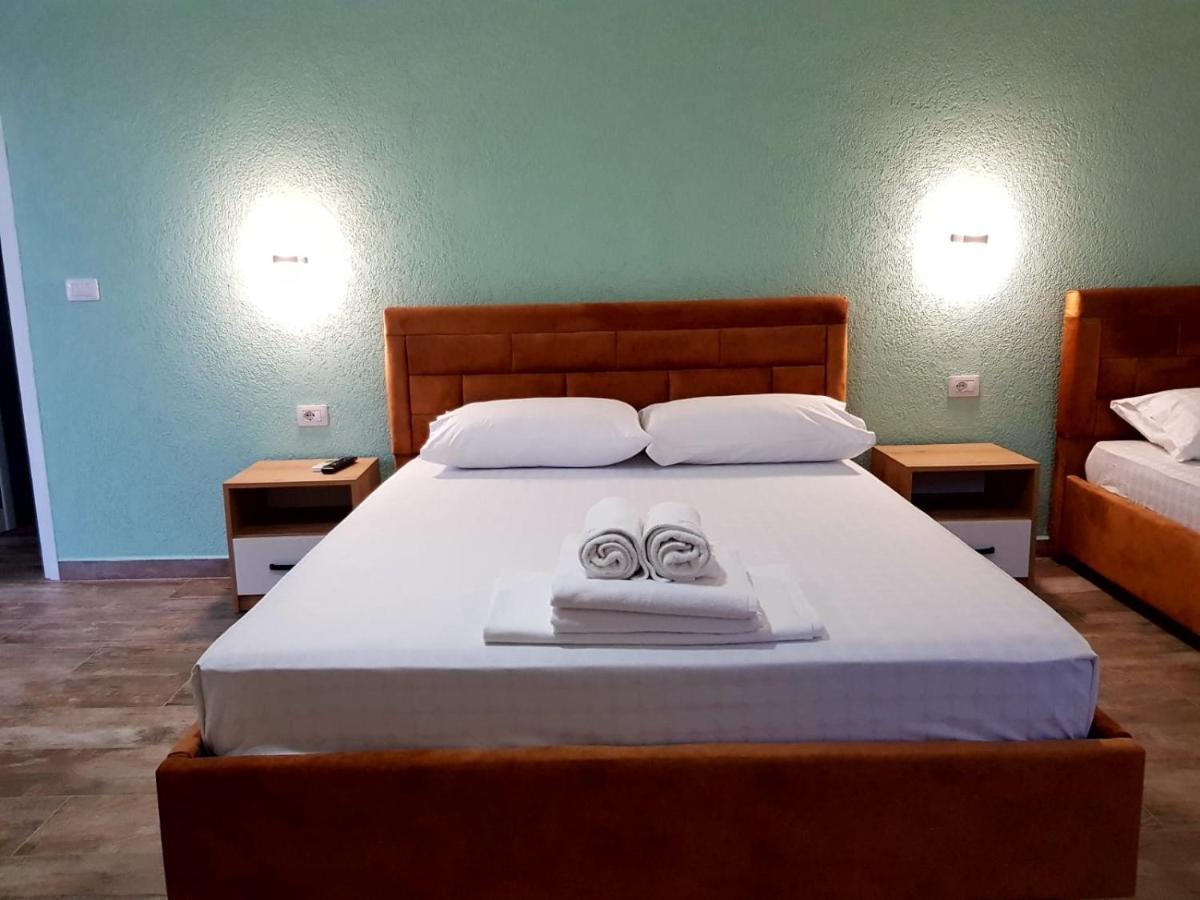 Gray&Oli Studios Vlorë Екстериор снимка