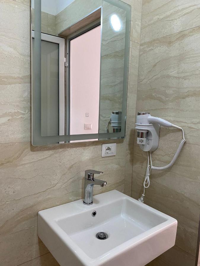 Gray&Oli Studios Vlorë Екстериор снимка