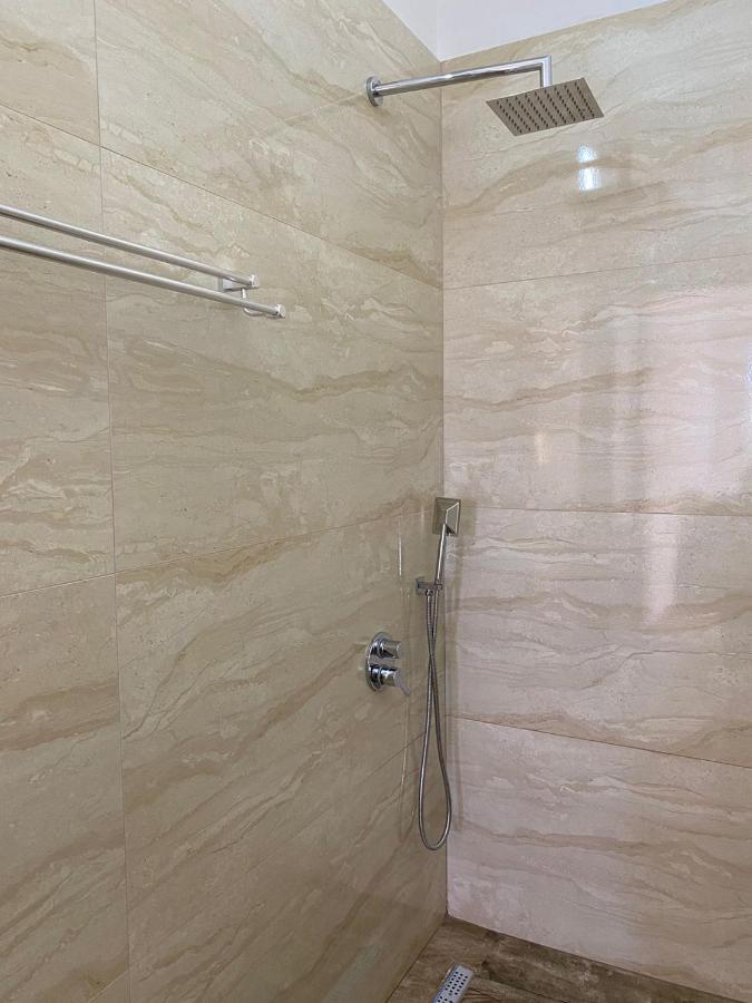 Gray&Oli Studios Vlorë Екстериор снимка