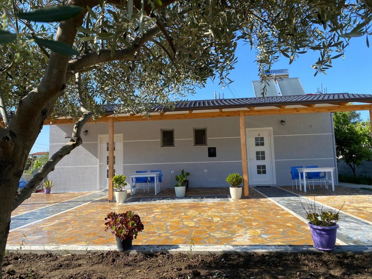 Gray&Oli Studios Vlorë Екстериор снимка